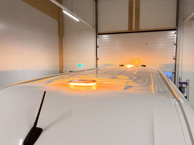 VOLKSWAGEN CRAFTER 2018 2.0TDI SIS ALV! *TYÖKALUAUTO SISÄLTÄEN TYÖKALUT *HUOLTOAUTO *KATSO KUVAT