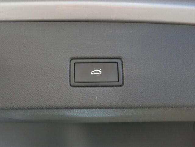 VOLKSWAGEN T-Roc 2023 Style Business 1,5 TSI EVO 110 kW DSG-automaatti