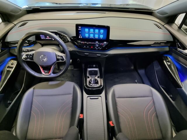 VOLKSWAGEN ID.4 2021 GTX Dual Motor AWD,  akku 77 kWh / P-Kamera / Navi / ACC