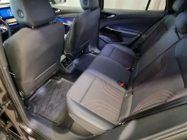 VOLKSWAGEN ID.4 2021 GTX Dual Motor AWD,  akku 77 kWh / P-Kamera / Navi / ACC