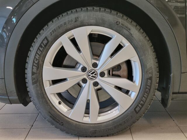 VOLKSWAGEN ID.4 2021 GTX Dual Motor AWD,  akku 77 kWh / P-Kamera / Navi / ACC