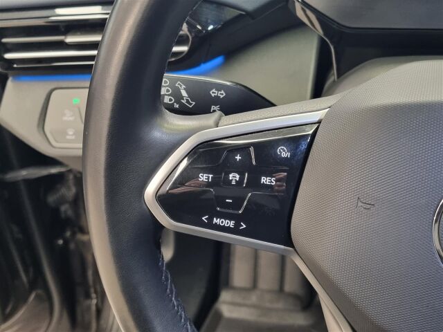 VOLKSWAGEN ID.4 2021 GTX Dual Motor AWD,  akku 77 kWh / P-Kamera / Navi / ACC