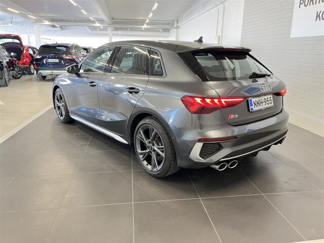 AUDI S3 2023 Sportback TFSI quattro S tronic, 1-omisteinen, Takuu! Huippuhieno yksilö!