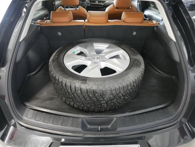 LEXUS UX 2020 250h AWD Premium