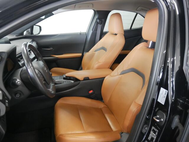LEXUS UX 2020 250h AWD Premium