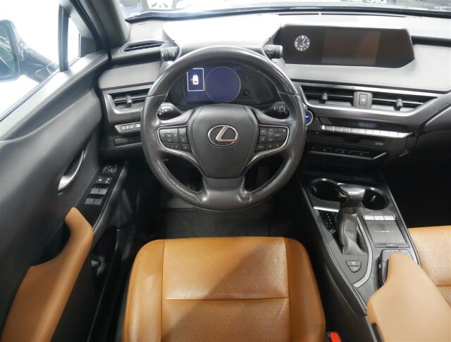 LEXUS UX 2020 250h AWD Premium