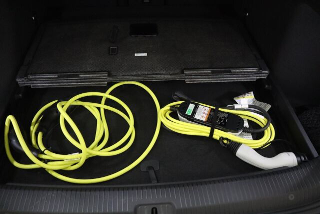 VOLKSWAGEN ID.7 2024 Pro Elegance 210 kW Akku 77 kWh