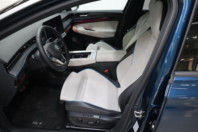 VOLKSWAGEN ID.7 2024 Pro Elegance 210 kW Akku 77 kWh