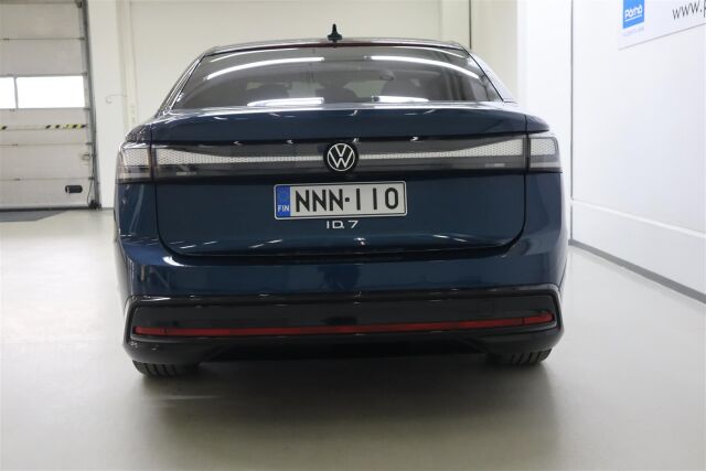 VOLKSWAGEN ID.7 2024 Pro Elegance 210 kW Akku 77 kWh