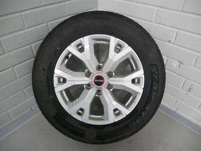 ISUZU D-Max 2024 Space Cab 163 TDi 4WD 6MT LX Black Edition