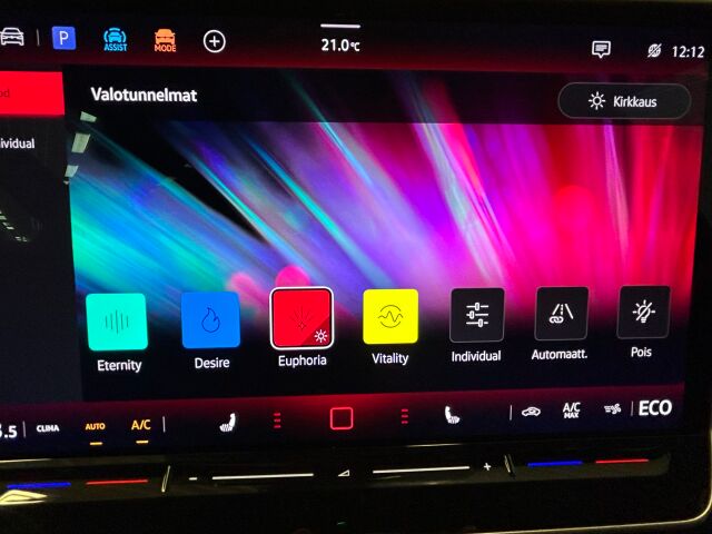 VOLKSWAGEN ID.7 2024 Pro Elegance 210 kW Akku 77 kWh