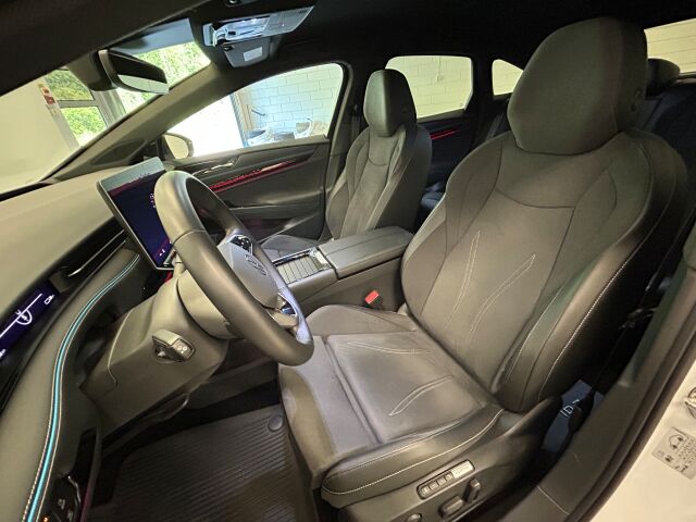 VOLKSWAGEN ID.7 2024 Pro Elegance 210 kW Akku 77 kWh