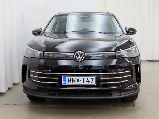 Volkswagen Tiguan 2024 Elegance Business eHybrid 150 kW DSG-automaatti