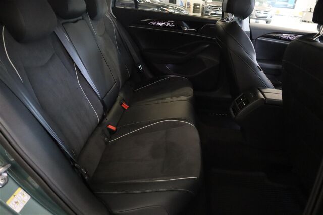 VOLKSWAGEN Passat 2024 Variant Elegance 1,5 eTSI 110 kW DSG-automaatti