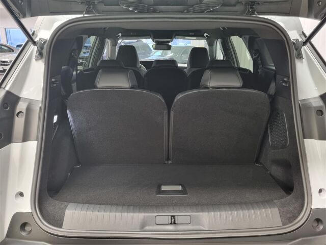 Peugeot 5008 2026 Allure 145 Hybrid Automaatti