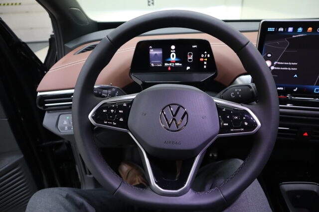 Volkswagen ID.4 2025 Pro 4MOTION Elegance 75-v Juhlamalli 210 kW, akku 77 kWh