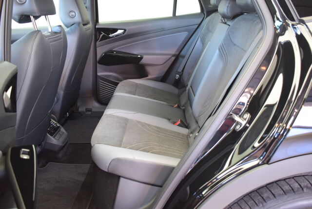 Volkswagen ID.4 2026 Pro 4MOTION Elegance 210 kW, akku 77kWh * sis. kahdet renkaat *