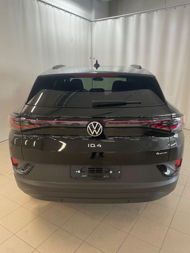 Volkswagen ID.4 2026 Pro 4MOTION Elegance 210 kW, akku 77kWh
