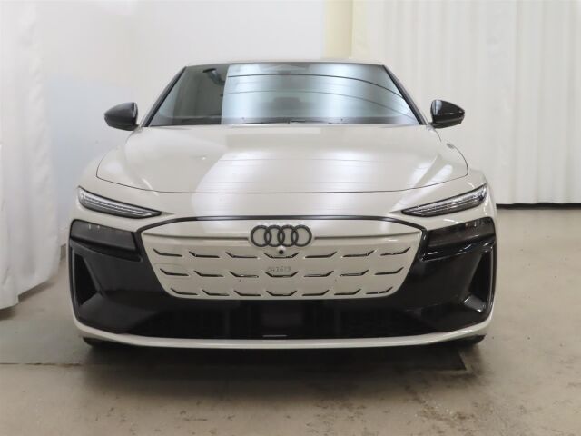 Audi A6 e-tron 2025 Sportback quattro Vorsprung Edition:Tehdastakuu viisi vuotta/100 000km.