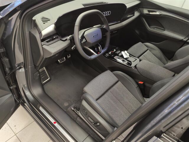 Audi Q6 e-tron 2025 quattro Vorsprung Edition: Saatavilla joulukuulle viiden vuoden takuulla!