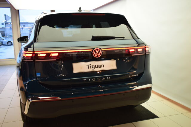 Volkswagen Tiguan 2026 Elegance Business eHybrid 150 kW DSG-automaatti * Takuu 5-vuottta / 100tkm ! *