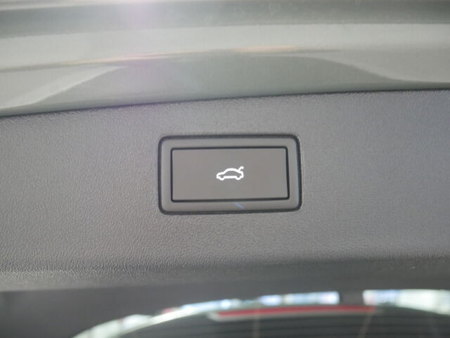 Volkswagen Tiguan 2026 Elegance Business eHybrid 150 kW DSG-automaatti*Heti toimitukseen!*