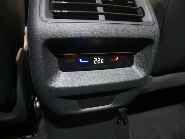 Volkswagen Tiguan 2026 Elegance Business eHybrid 150 kW DSG-automaatti*Heti toimitukseen!*