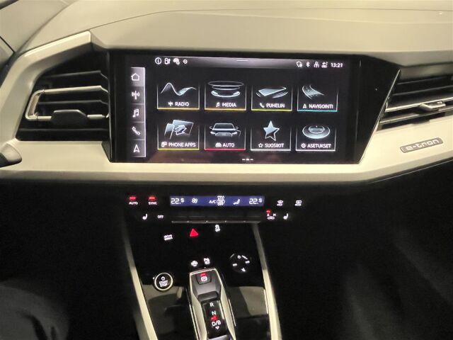 Audi Q4 e-tron 2026 45 e-tron quattro Vorsprung Edition, Matrix ledit, lämpöratti, koukku, 5v takuu!