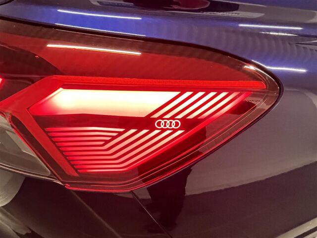 Audi Q4 e-tron 2026 45 e-tron quattro Vorsprung Edition, Matrix ledit, lämpöratti, koukku, 5v takuu!