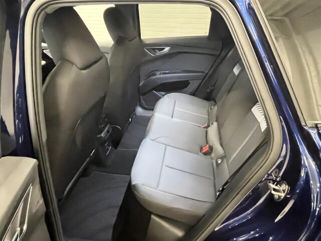 Audi Q4 e-tron 2026 45 e-tron quattro Vorsprung Edition, Matrix ledit, lämpöratti, koukku, 5v takuu!