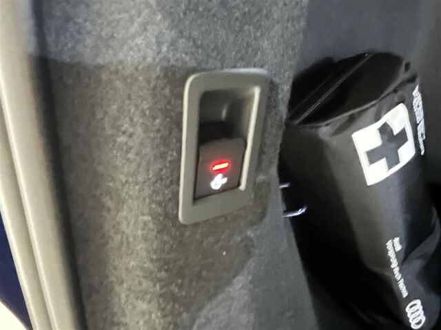 Audi Q4 e-tron 2026 45 e-tron quattro Vorsprung Edition, Matrix ledit, lämpöratti, koukku, 5v takuu!