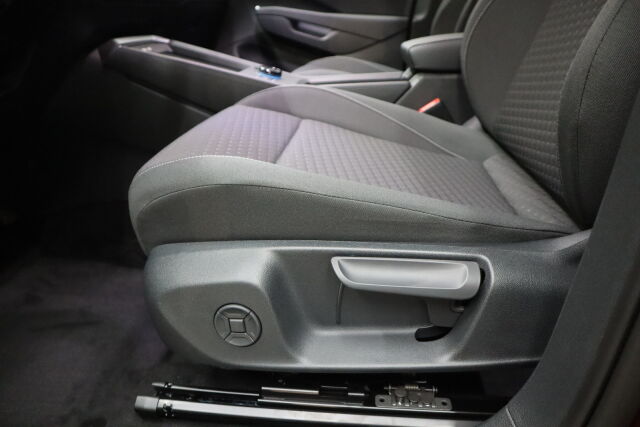 Volkswagen T-Roc 2026 T-Roc Comfort 1.5 eTSI 85 kW / 116 hv 7-vaihteinen DSG-automaattivaihteisto