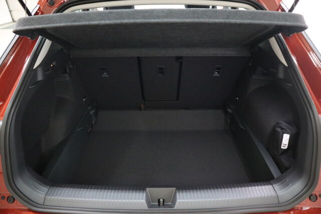 Volkswagen T-Roc 2026 T-Roc Comfort 1.5 eTSI 85 kW / 116 hv 7-vaihteinen DSG-automaattivaihteisto