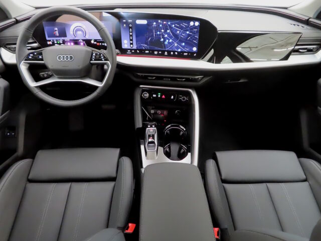 Audi Q5 2026 e-hybrid quattro 220 kW: Uudistunut mallivuosi 2026!