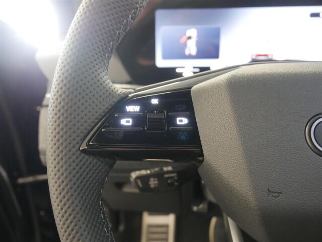 Audi Q6 e-tron 2026 quattro S line