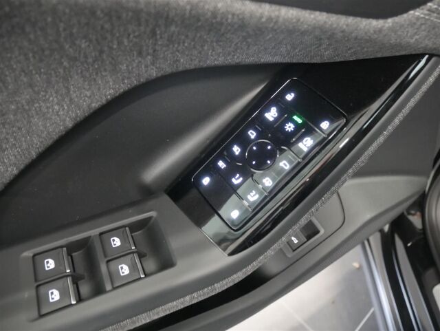 Audi Q6 e-tron 2026 quattro S line