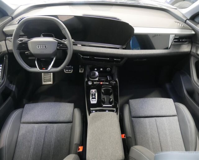 Audi Q6 e-tron 2026 quattro S line