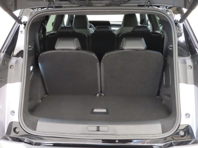 Peugeot E-5008 2026 GT Exclusive AWD 73 kWh 325 Automaatti *Huippuvarusteltu neliveto heti toimitukseen! *Vetokoukku