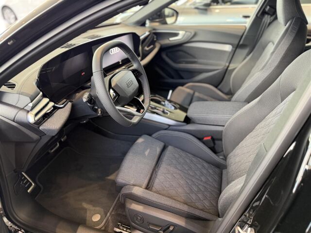Audi A5 2026 Avant e-hybrid quattro 220 kW | Tehdastakuu 5v / 100tkm |