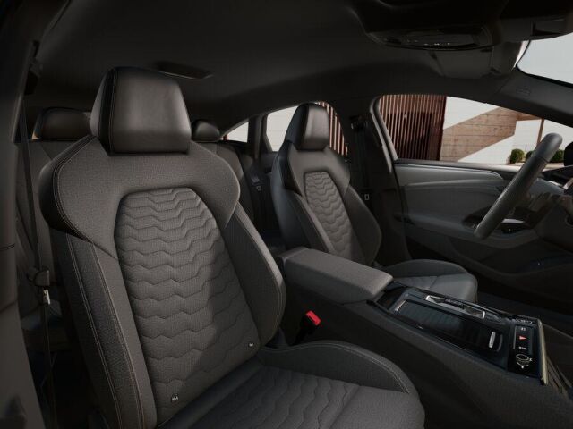 Audi A6 e-tron 2026 Sportback, takuu 5-vuotta / 100.000 km