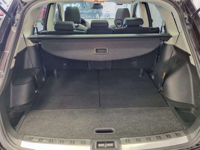 NISSAN Qashqai+2 2012 2,0L Acenta 2WD 6M/T Connect MY11