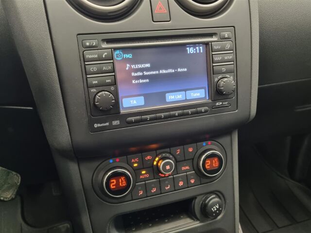 NISSAN Qashqai+2 2012 2,0L Acenta 2WD 6M/T Connect MY11