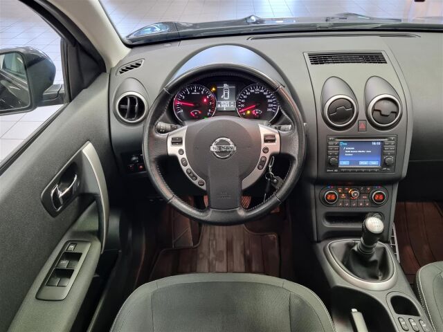 NISSAN Qashqai+2 2012 2,0L Acenta 2WD 6M/T Connect MY11
