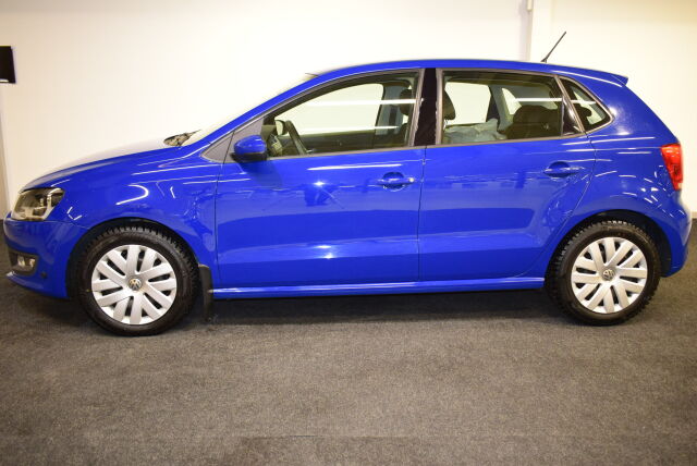 VOLKSWAGEN Polo 2012 Comfortline 1,6 TDI 66 kW (90 hv) DSG-automaatti 4-ovinen