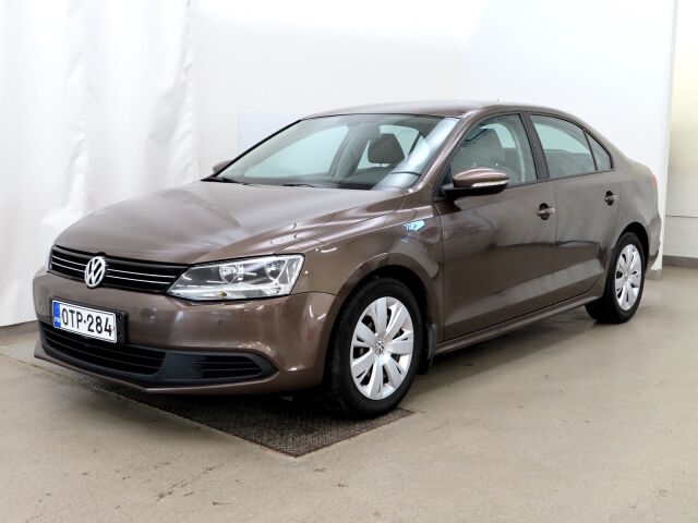Volkswagen Jetta 2013 Comfortline 1,2 TSI 77 kW (105 hv) BlueMotion Technology