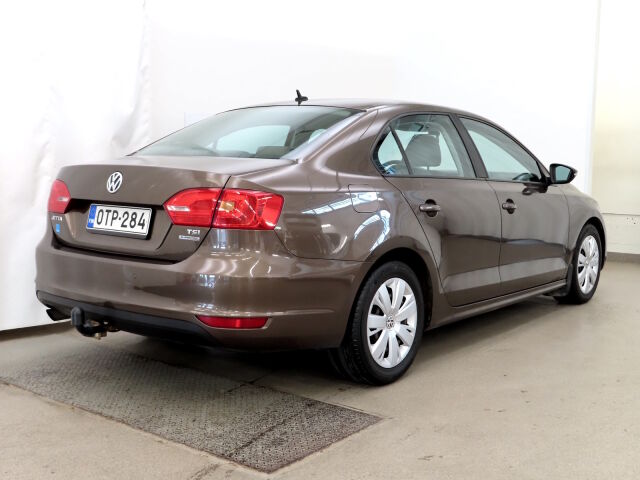 Volkswagen Jetta 2013 Comfortline 1,2 TSI 77 kW (105 hv) BlueMotion Technology