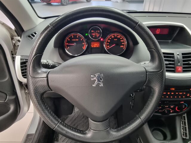 PEUGEOT 206+ 2012 Generation 75 5-ov / 1-Omistaja / 3x Renkaat / M-Lämmitin / Ilmastointi