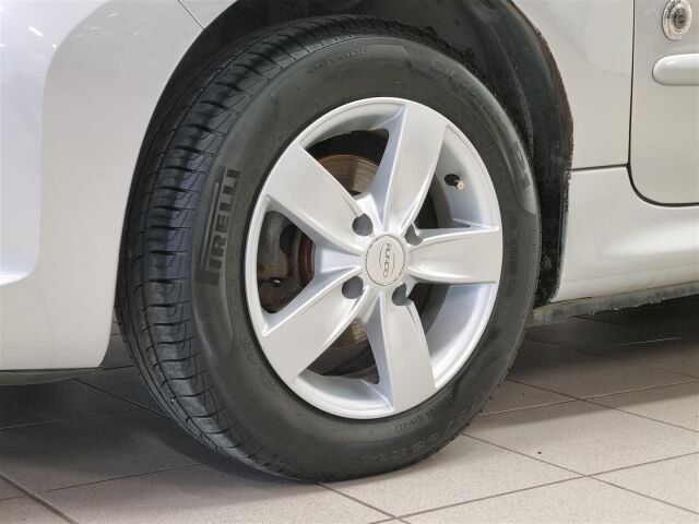 PEUGEOT 206+ 2012 Generation 75 5-ov / 1-Omistaja / 3x Renkaat / M-Lämmitin / Ilmastointi