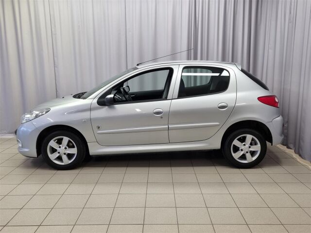 PEUGEOT 206+ 2012 Generation 75 5-ov / 1-Omistaja / 3x Renkaat / M-Lämmitin / Ilmastointi