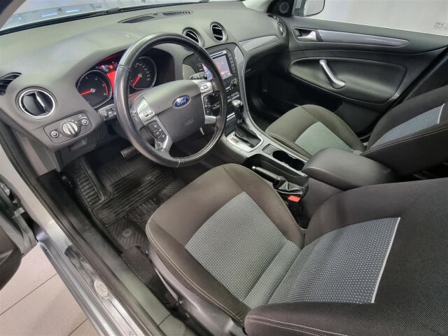 FORD Mondeo 2013 2,0 TDCi 140hv PowerShift Edition A6 Wagon / Lohkolämmitin / Navi / Tutka / Vakionpeudensäädin